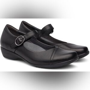 Dansko Classic Mary Jane Women's Black Leather Comfort Flats